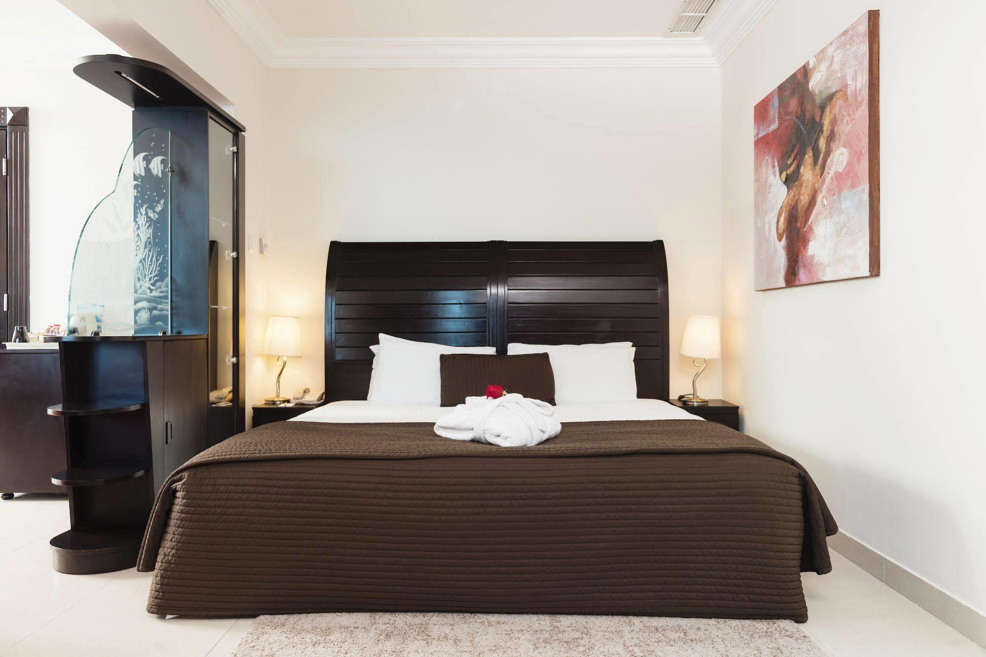 Costa Del Sol Hotel By Arabian Link Кувейт Экстерьер фото